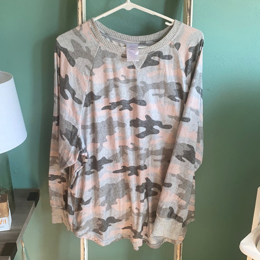 Secret Treasures Camo